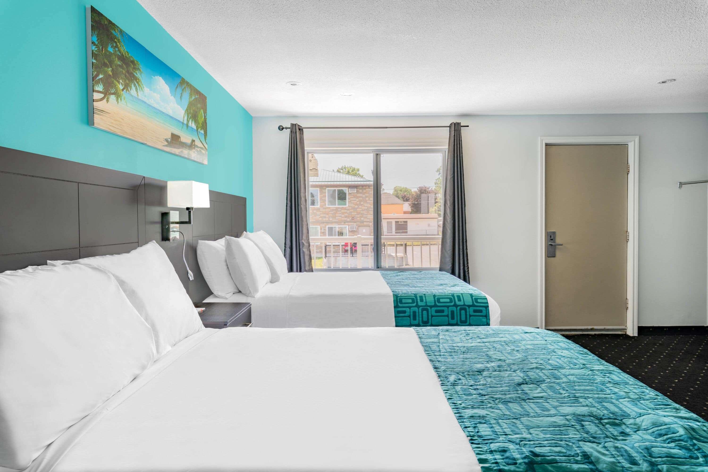 Howard Johnson By Wyndham Gananoque Exterior photo